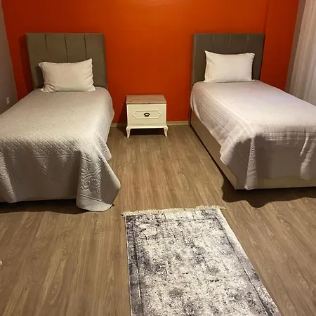 Bahce'de Otel